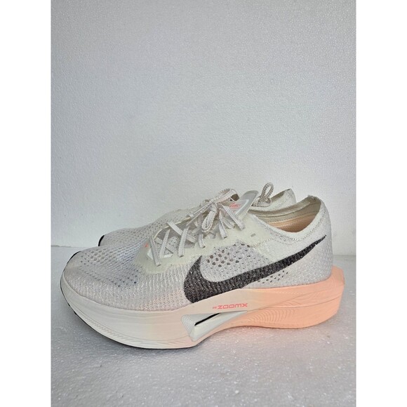 New Men\'s Size 11 Nike ZoomX VaporFly Next% 3 Sail/black Crimson Tint DV4129-103 main image 11